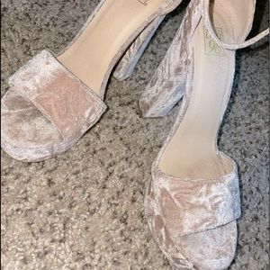 Heels Speed Limit 98